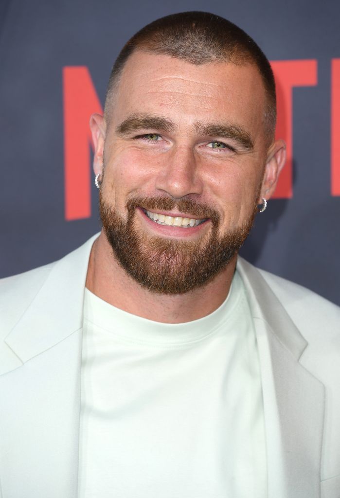 För 10 minuter sedan bekräftade Ohio State Travis Kelce…Se mer
